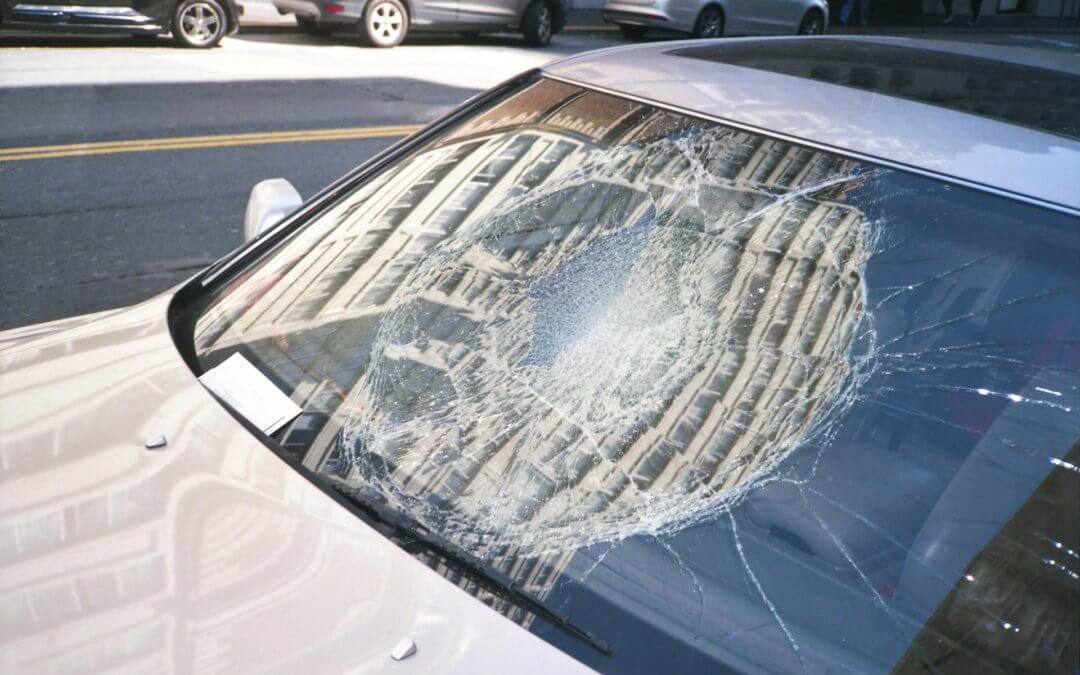 HOW TO KNOW IF YOUR WINDSHIELD WAS INSTALLED INCORRECTLY?